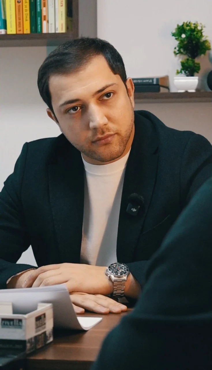 Fəxri Abbasov — Parlaq Həyat Recovery Center rəhbəri